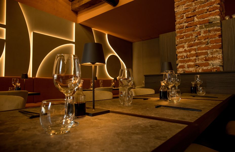 Ristorante sushi per festeggiare una promozione a Milano